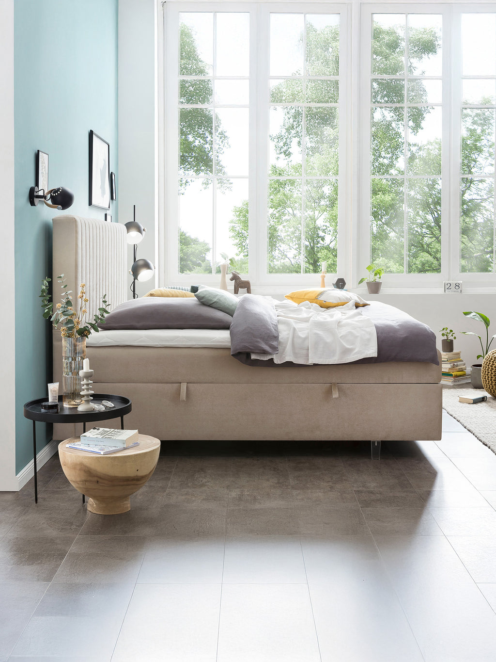 Samt Boxspringbett mit Stauraum Beige PARIS