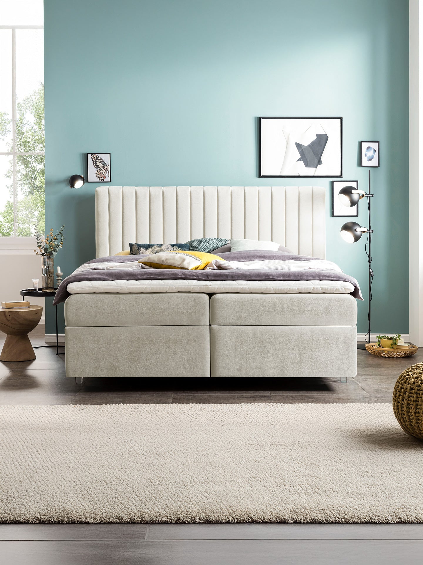 Samt Boxspringbett mit Stauraum Creme PARIS