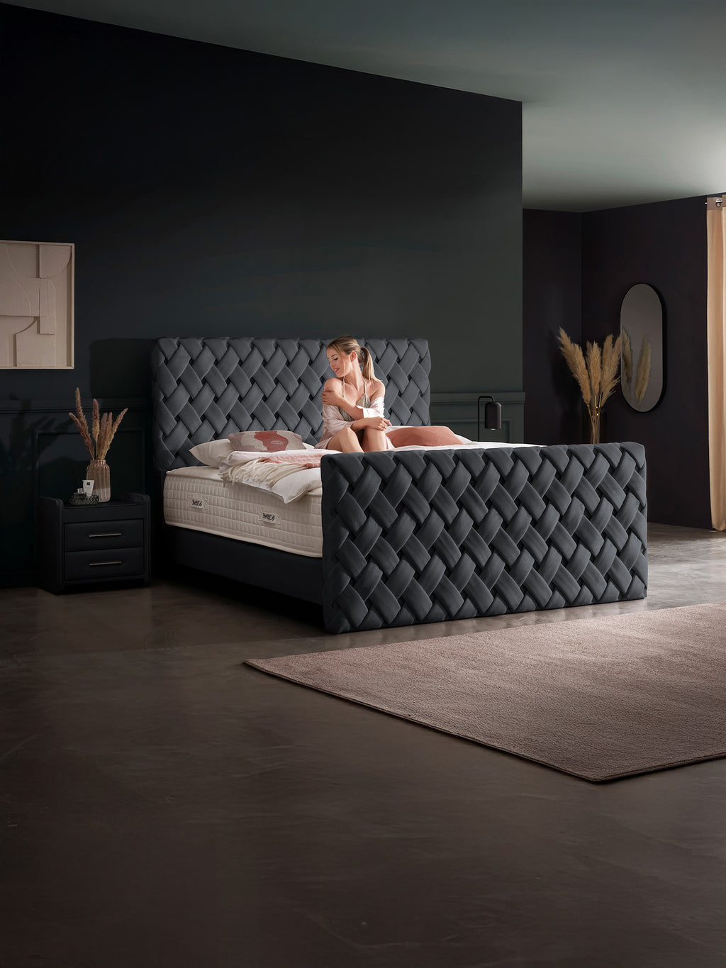 Velours Luxus Boxspringbett Schwarz CROWNE
