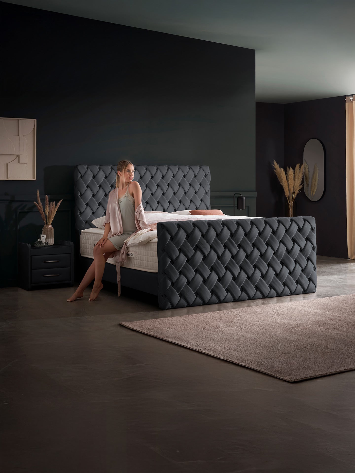 Velours Luxus Boxspringbett Schwarz CROWNE