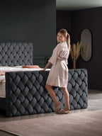 Velours Luxus Boxspringbett Schwarz CROWNE