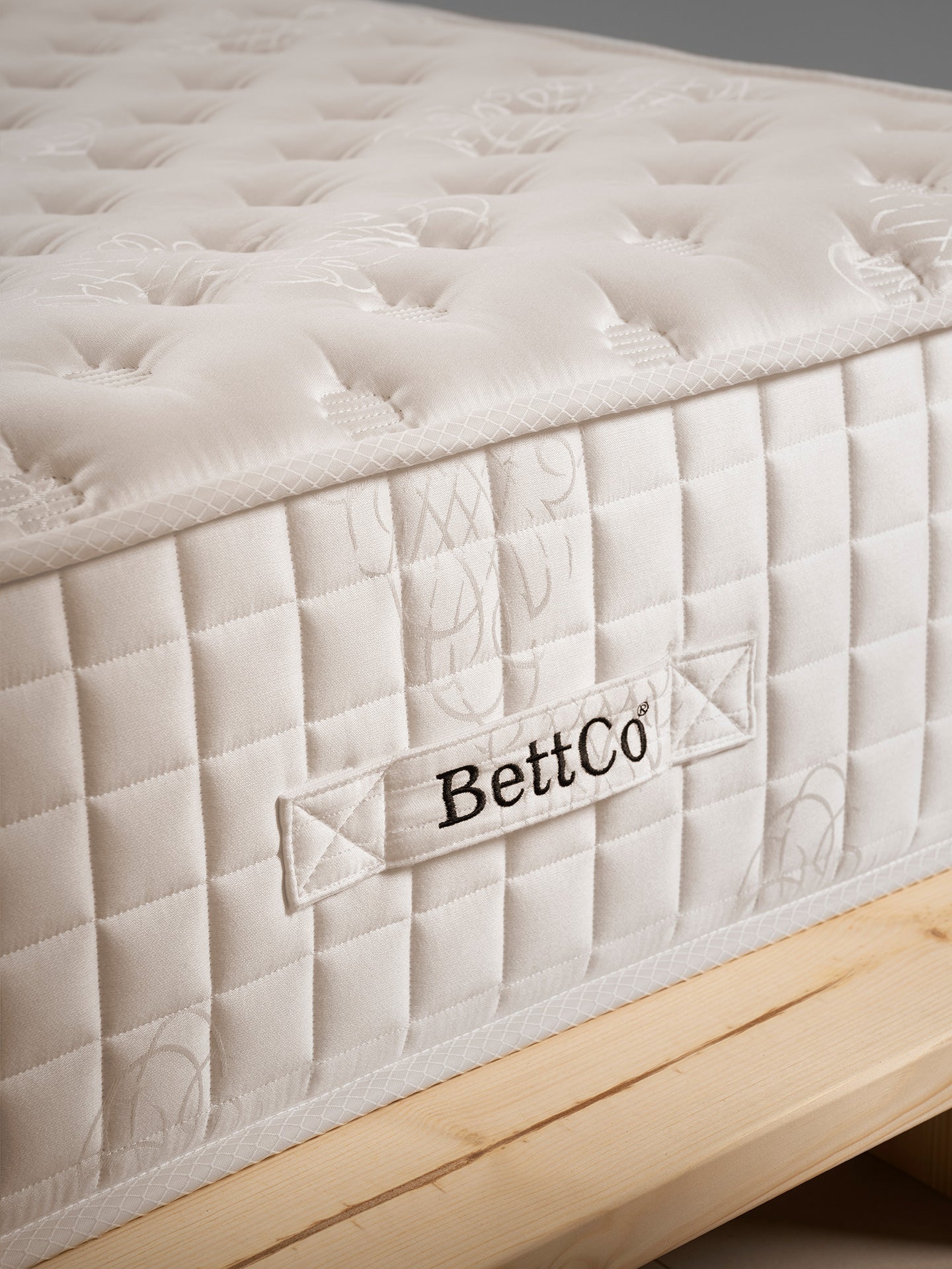 Luxus Matratze HR Kaltschaum THE ONE Königlich