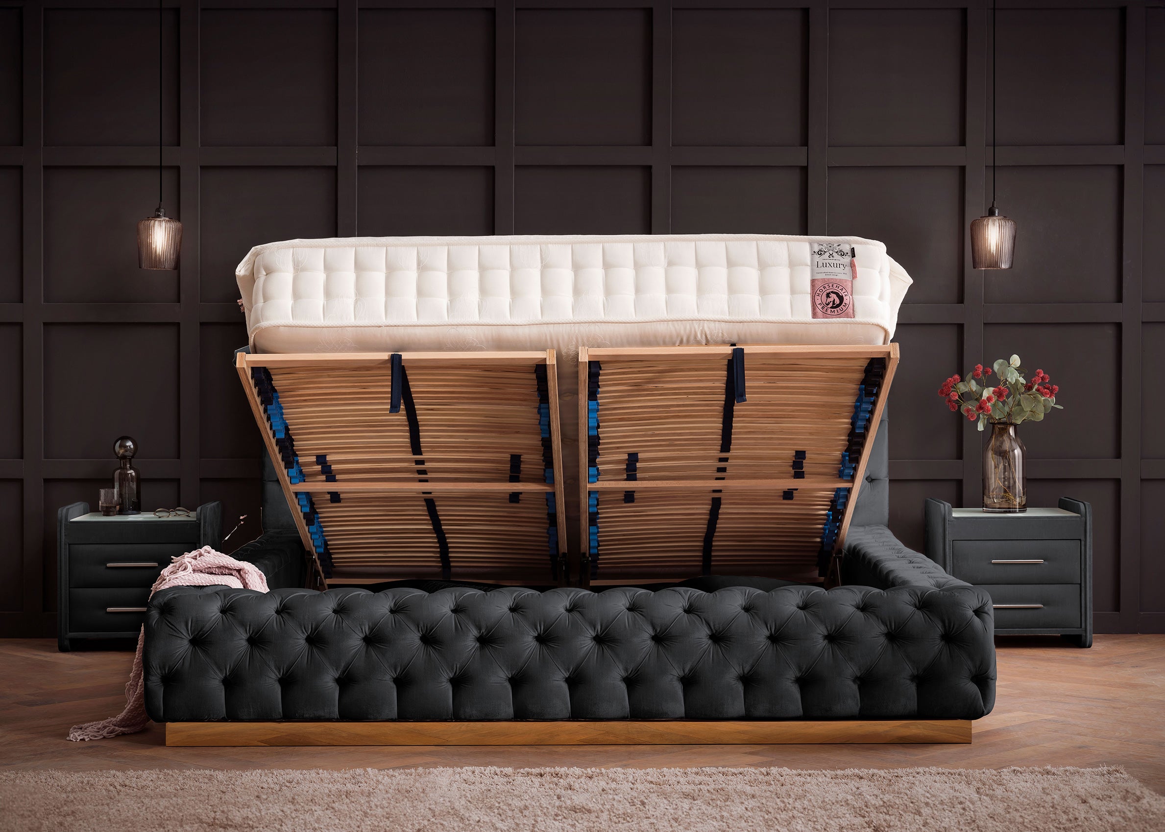 Velours Luxus Bett mit Bettkasten Schwarz PLAZA