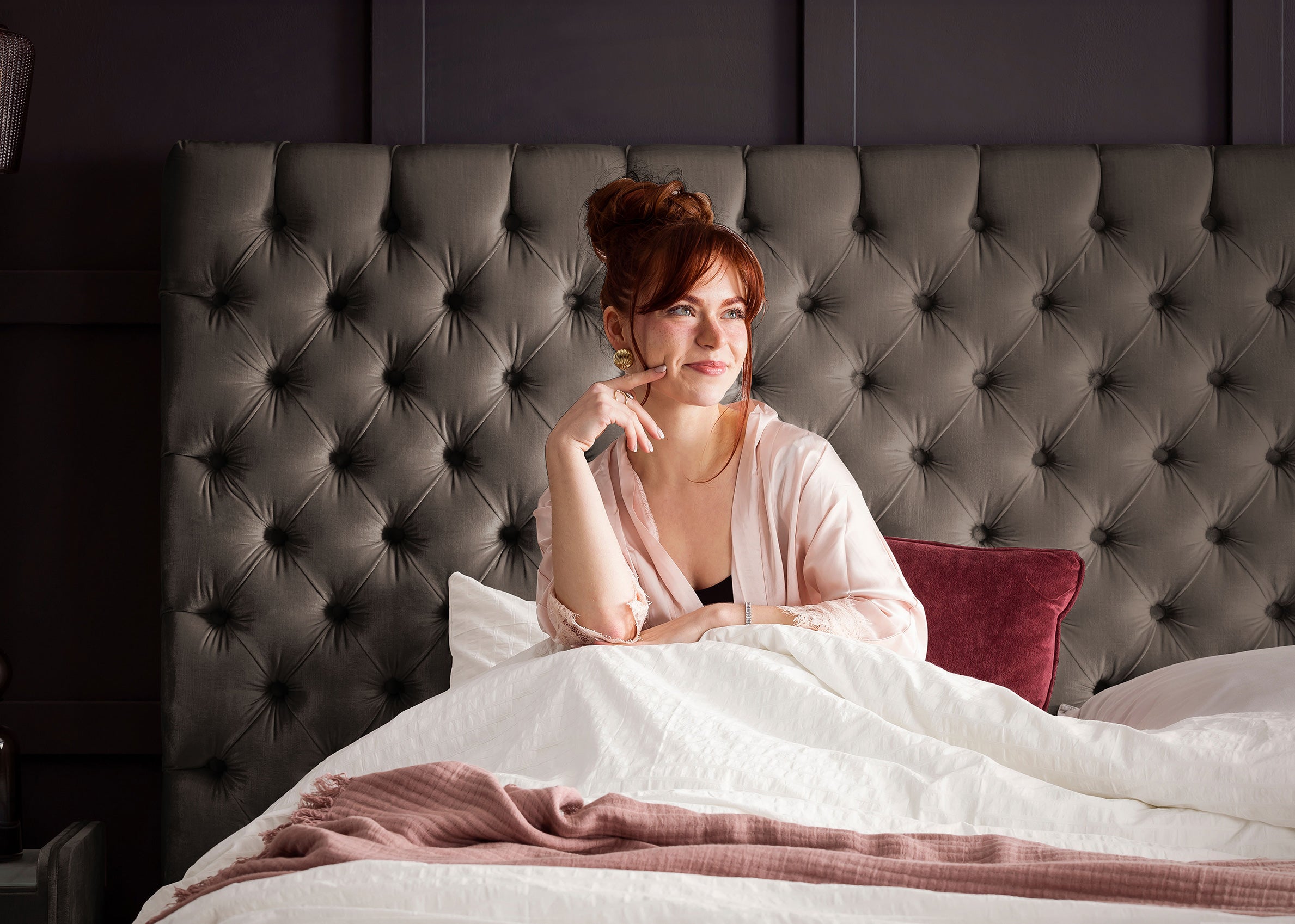 Velours Luxus Bett mit Bettkasten Taupe PLAZA