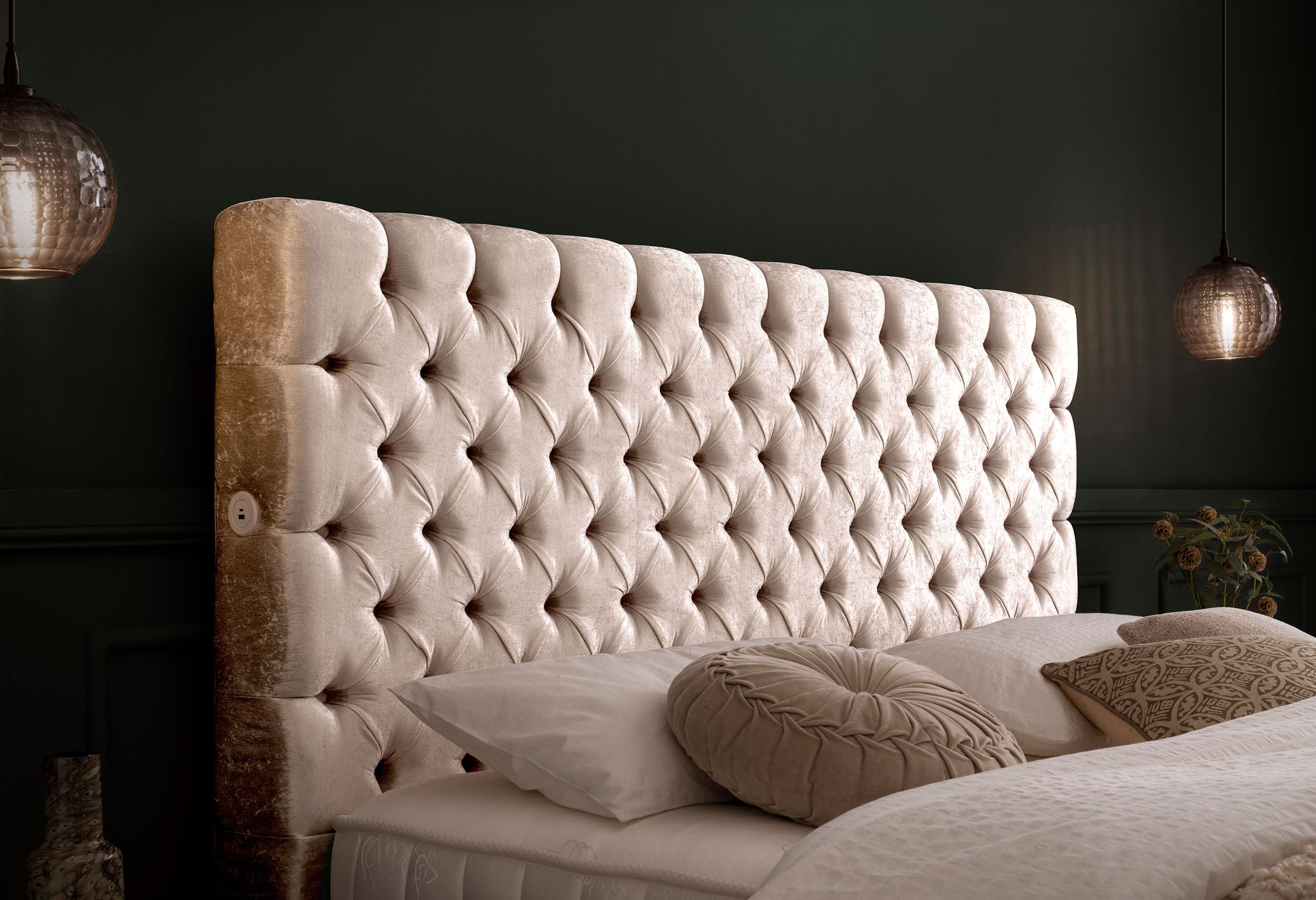 Crushed Velvet Luxus Boxspringbett Creme PLAZA