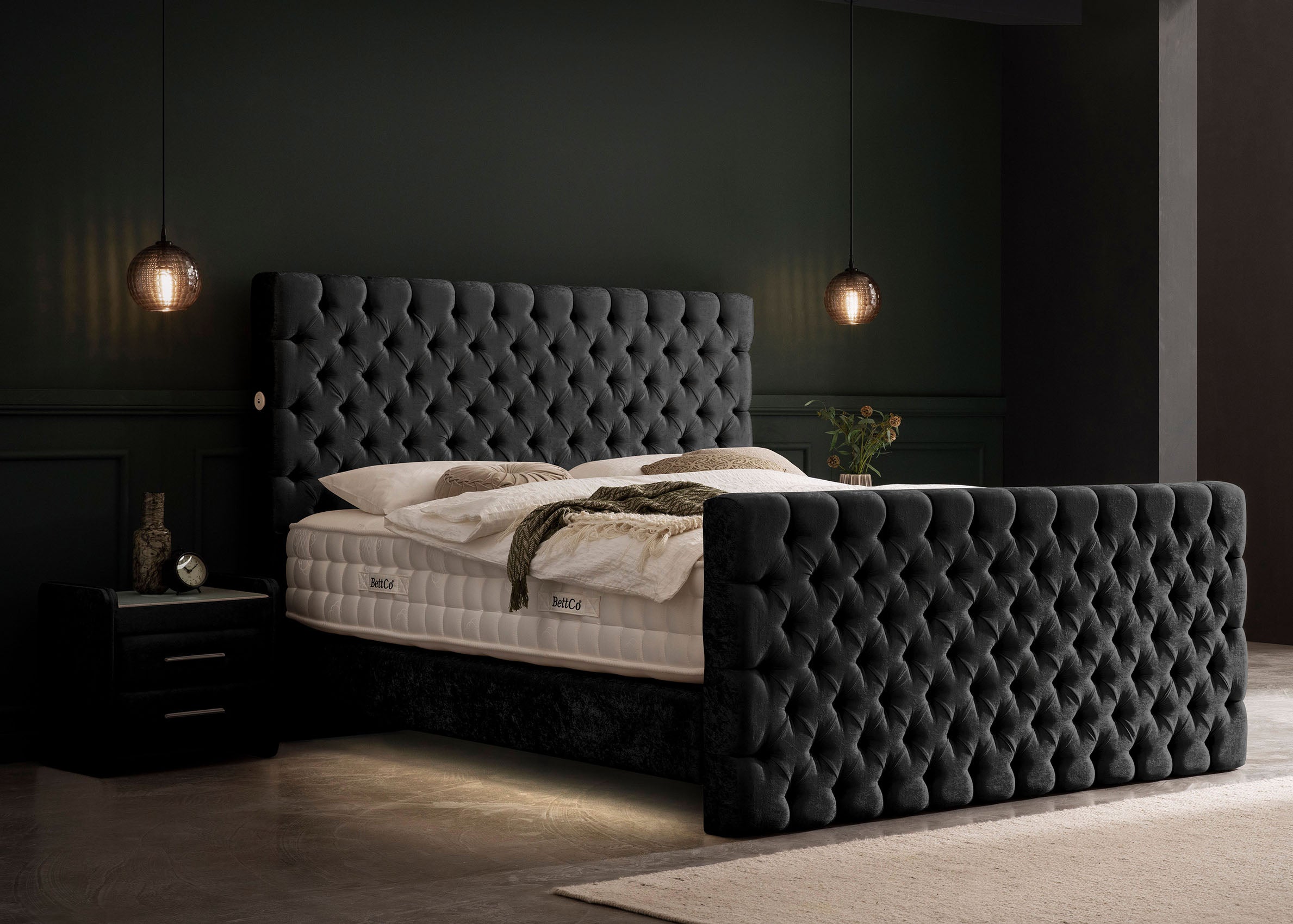 Crushed Velvet Luxus Boxspringbett Schwarz PLAZA