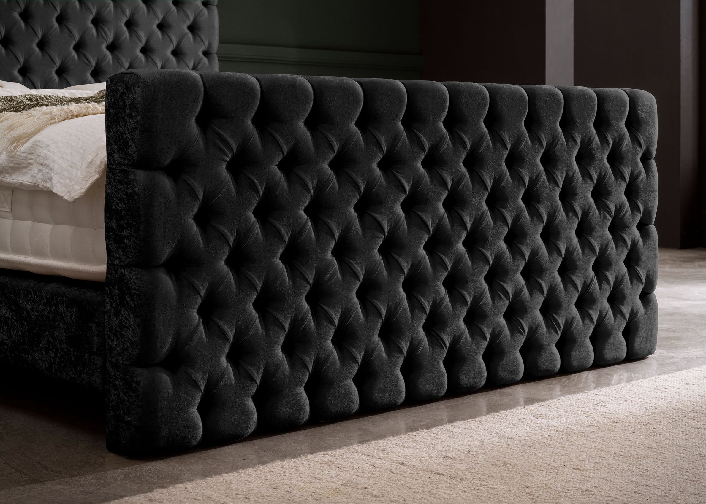 Crushed Velvet Luxus Boxspringbett Schwarz PLAZA