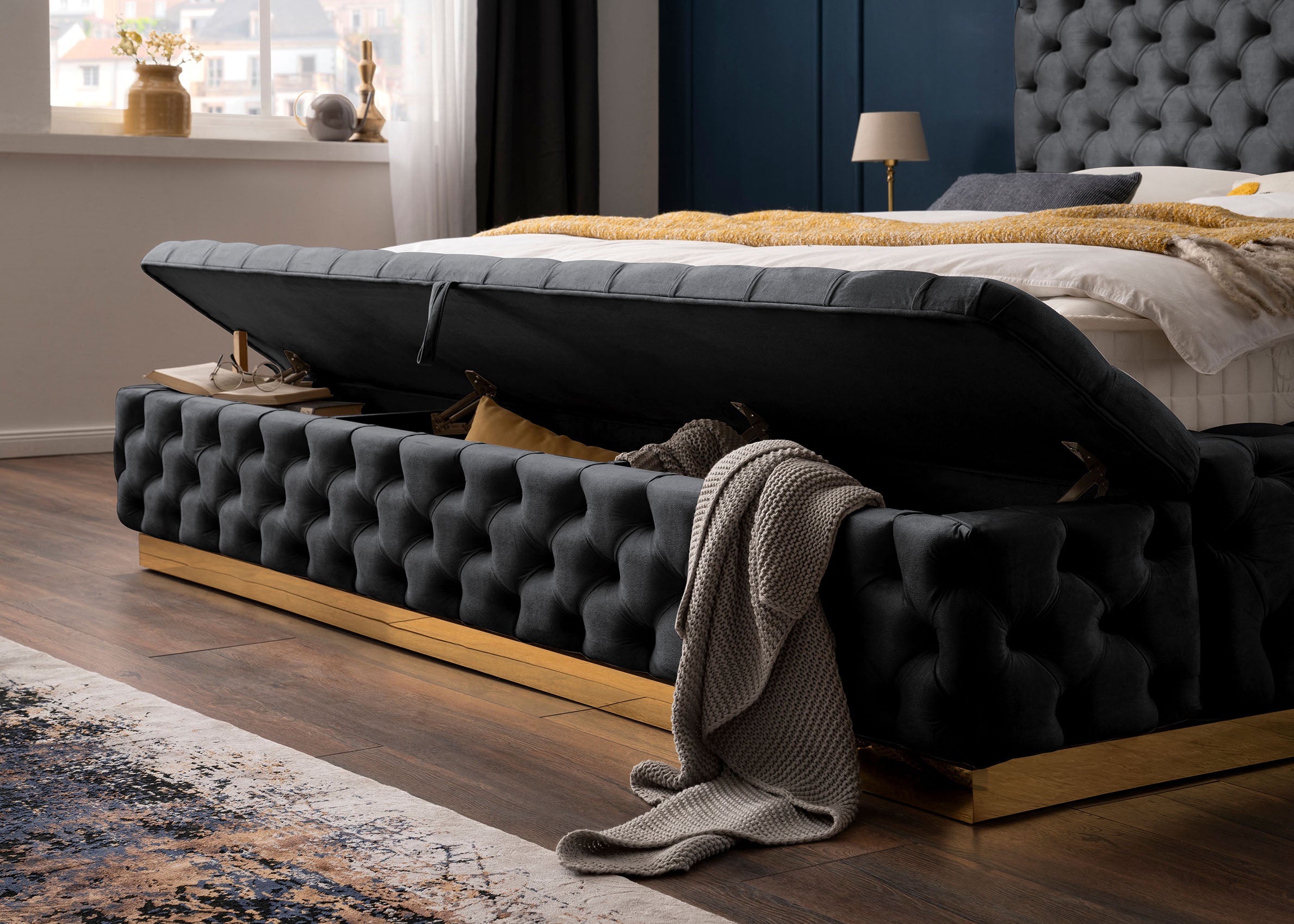 Velours Luxus Bett mit Bettkasten & Sitzbank mit Stauraum Schwarz PLAZA