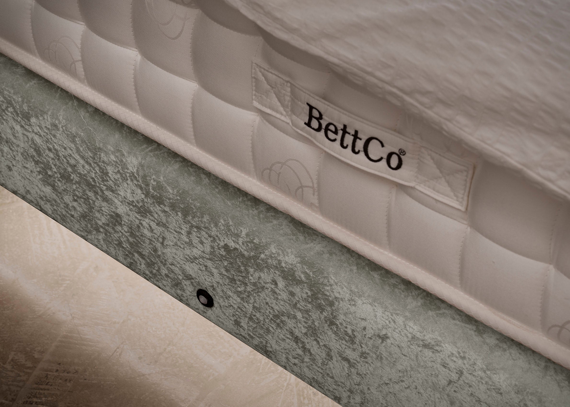 Crushed Velvet Luxus Boxspringbett Grau-Silber PLAZA