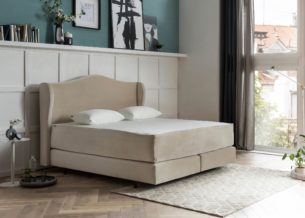 Boxspringbett Lissabon in Samt Beige mit passendem Sleep Cover