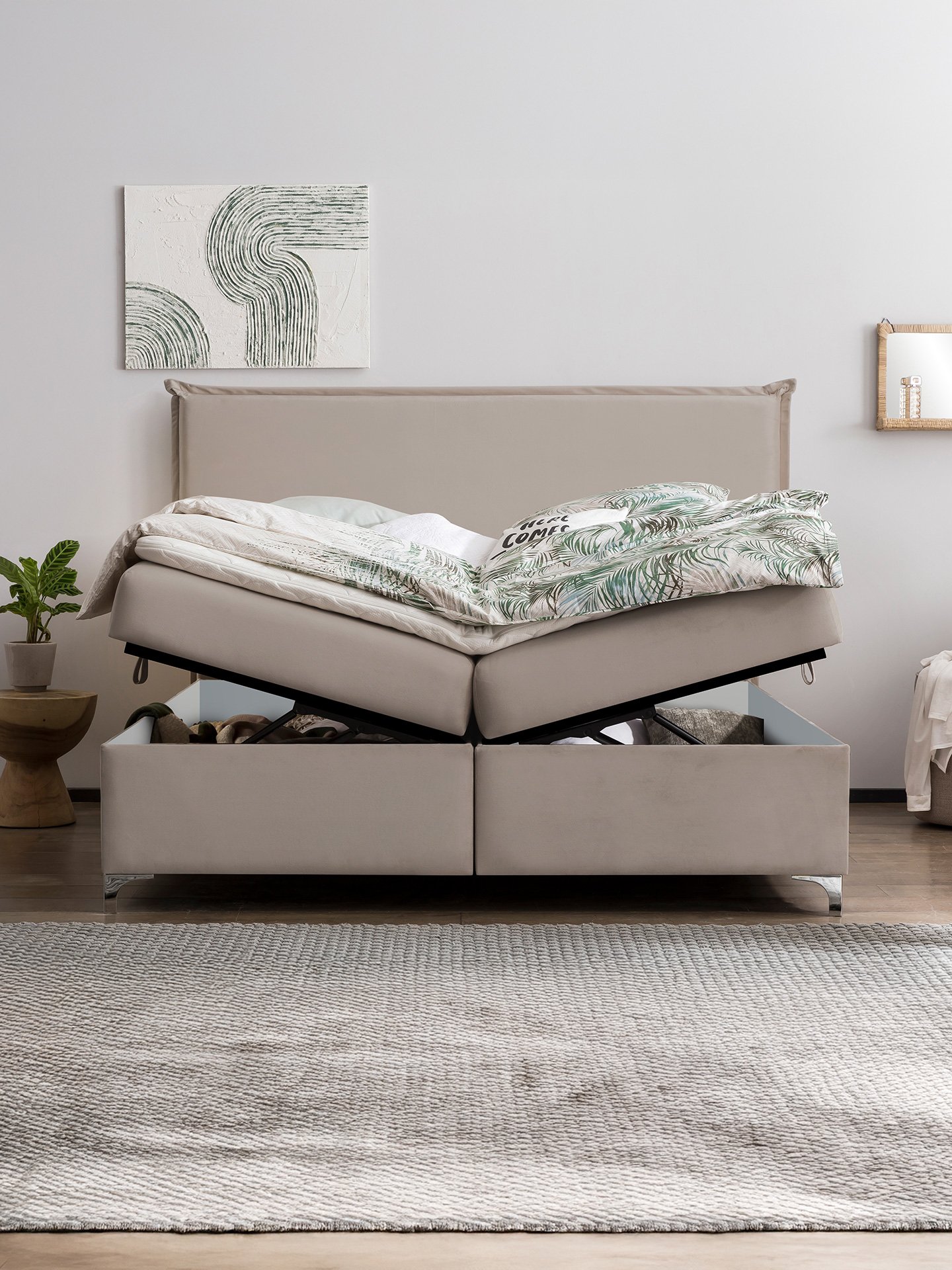 Boxspringbett-London-mit-Stauraum-in-Velours-Taupe-07 Boxspringbett mit Bettkasten London in Velours