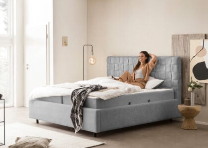 Bett mit Bettkasten Barcelo in Teddystoff Grau