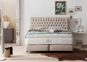 Boxspringbett Chester in Webstoff Beige