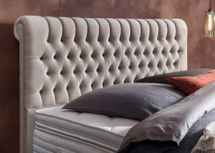 Kopfteil vom Boxspringbett Chester in Velours Creme