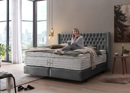 Boxspringbett Florida im Chesterfield Design mit Ohren Samt Dunkelgrau
