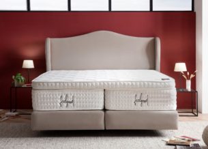 Boxspringbett Lissabon in Velour Taupe