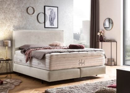Boxspringbett London in Samt Creme Boxspringbett London in Samt Creme