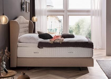 Boxspringbett Maison in Webstoff Beige