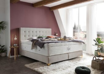 Boxspringbett Milano in Samt Beige