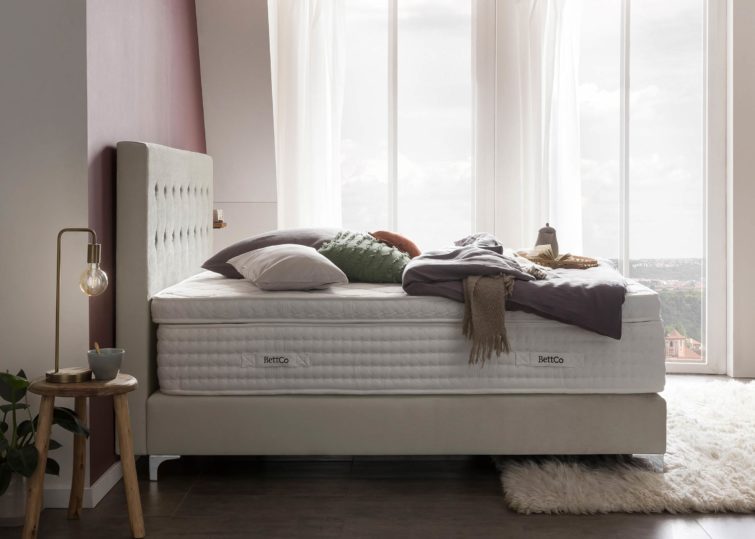 Boxspringbett Milano in Samt Creme