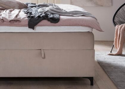 Box vom Boxspringbett Paris mit Bettkasten in Creme Velour