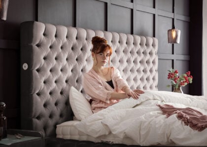 Luxusbett mit Bettkasten Plaza in Velvet Platin