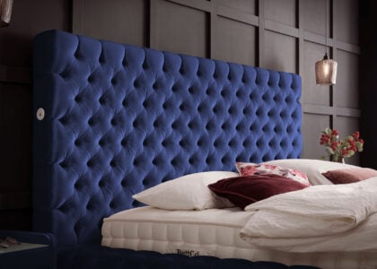 Luxusbett mit Bettkasten Plaza in Velvet Royalblau