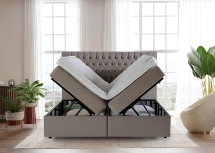 Boxspringbett Vegas mit geöffneten Bettkasten in Velour Taupe