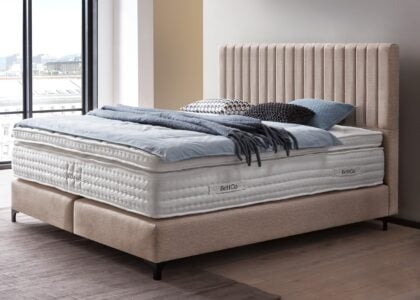 Boxspringbett Paris modernes Kopfteil mit vertikalen Linien in Webstoff Beige