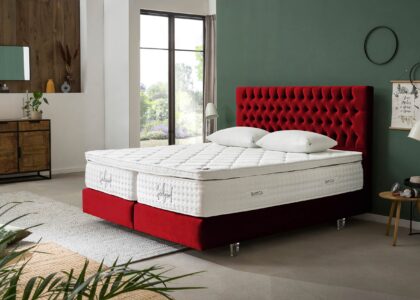 Boxspringbett Vegas in Samt Rot mit Viscokissen