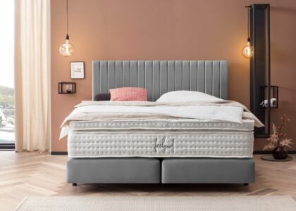 Boxspringbett Paris modernes Kopfteil mit vertikalen Linien in Velour Grau
