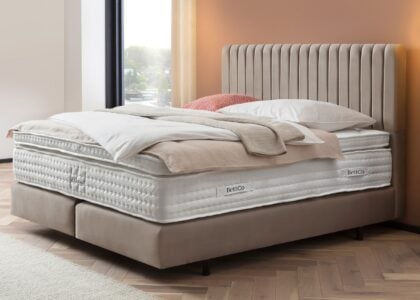 Boxspringbett Paris modernes Kopfteil mit vertikalen Linien in Velour Taupe