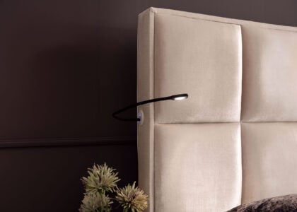 Luxus Boxspringbett Keno in Velvet Samtstoff Creme