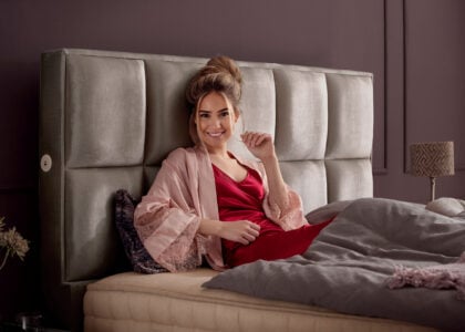 Luxus Boxspringbett Keno in Velvet Samtstoff Platin