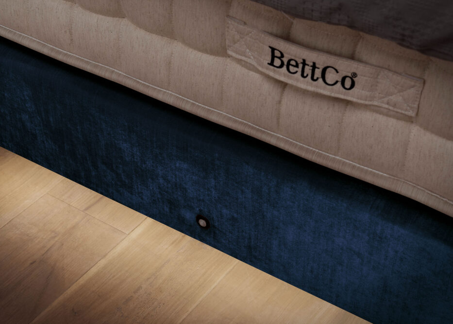 Luxus Boxspringbett Keno in Velvet Samtstoff Royalblau
