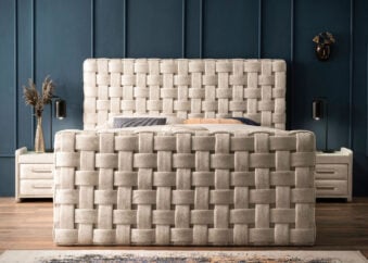 Luxus Boxspringbett Crystal in Matrix Samt Creme