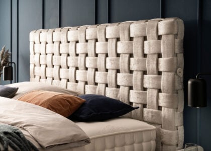 Luxus Boxspringbett Crystal in Matrix Samt Creme