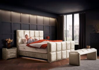 Luxus Boxspringbett Keno in Matrix Samt Creme