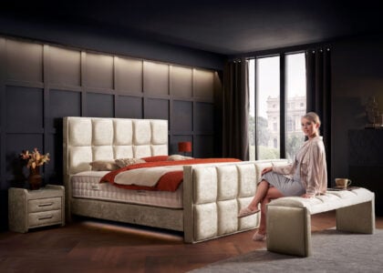 Luxus Boxspringbett Keno in Matrix Samt Creme