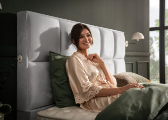 Luxus Boxspringbett Keno in Picasso Velourstoff Grau