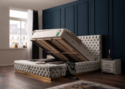 Luxus Boxspringbett Plaza in Picasso Velourstoff Altweiss