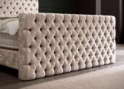 Luxus Boxspringbett Plaza in Matrix Samt Creme