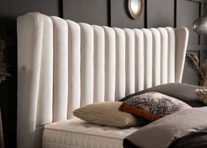 Luxus Boxsprıngbett Saılor ın Picasso Velourstoff Altweiss