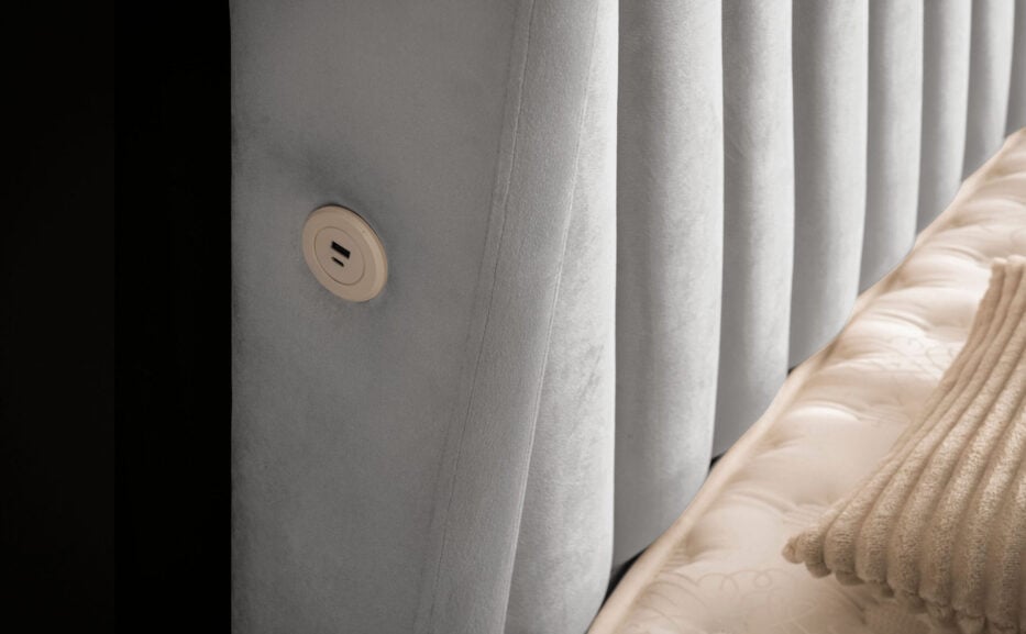 Luxus Boxsprıngbett Saılor ın Picasso Velourstoff Grau