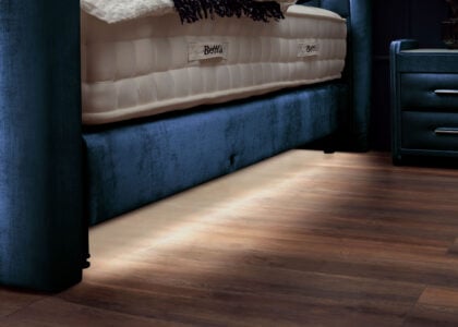 Luxus Boxsprıngbett Saılor ın Velvet Royalblau