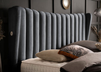 Luxus Boxsprıngbett Saılor ın Picasso Velourstoff Schwarz