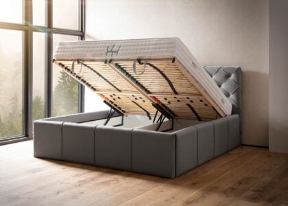 Polsterbett Nelly mit Bettkasten in Grau Velours