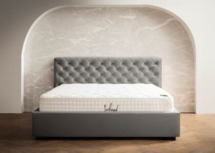 Polsterbett Stella mit Bettkasten in Grau Velours Polsterbett Stella mit Bettkasten in Grau Velours